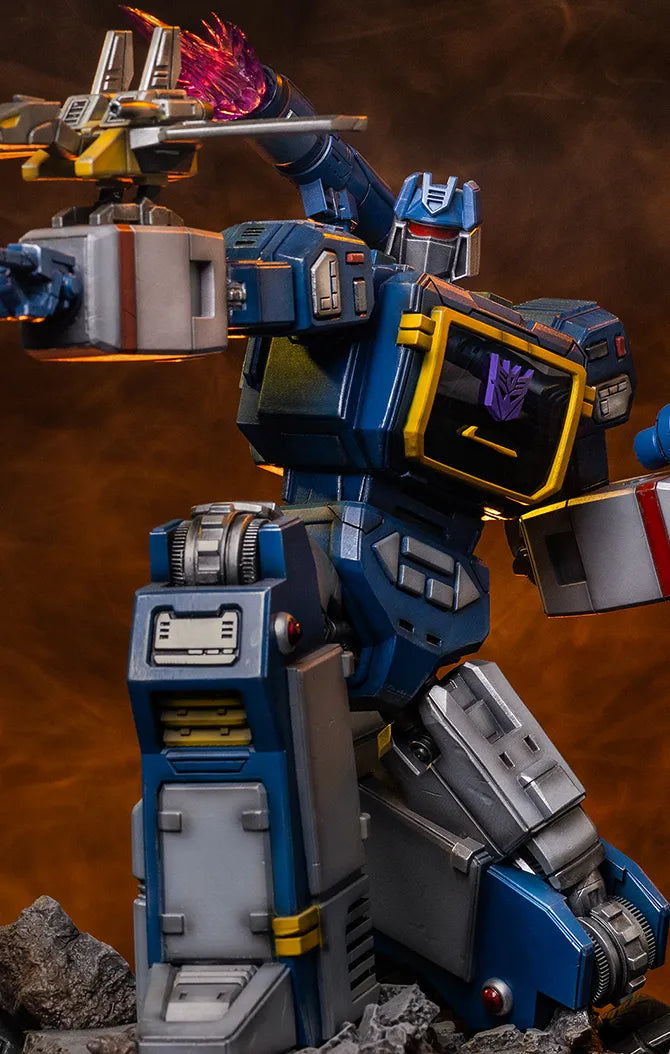 Transformers Soundwave Demi Scale 1/20 Statue