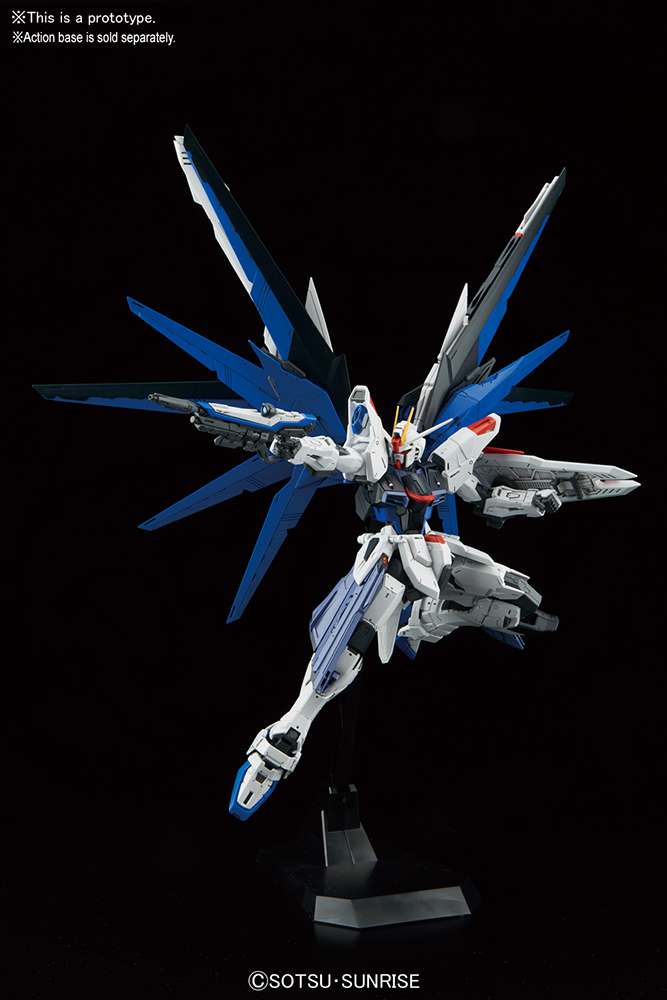 Freedom Gundam Ver.2.0 (MG) Bandai
