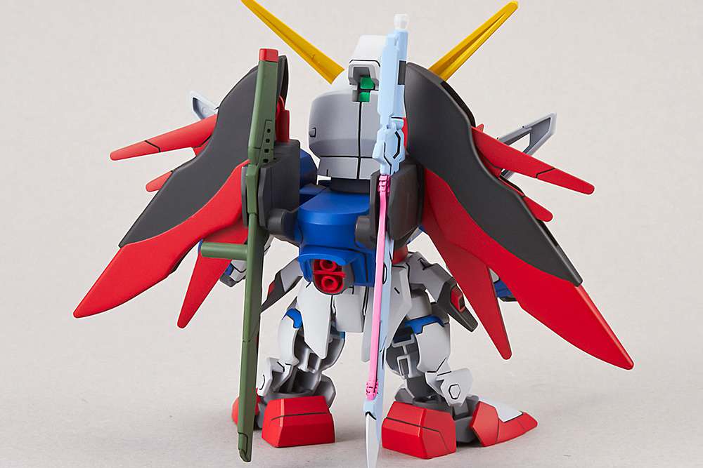SD Gundam Destiny es standard 009