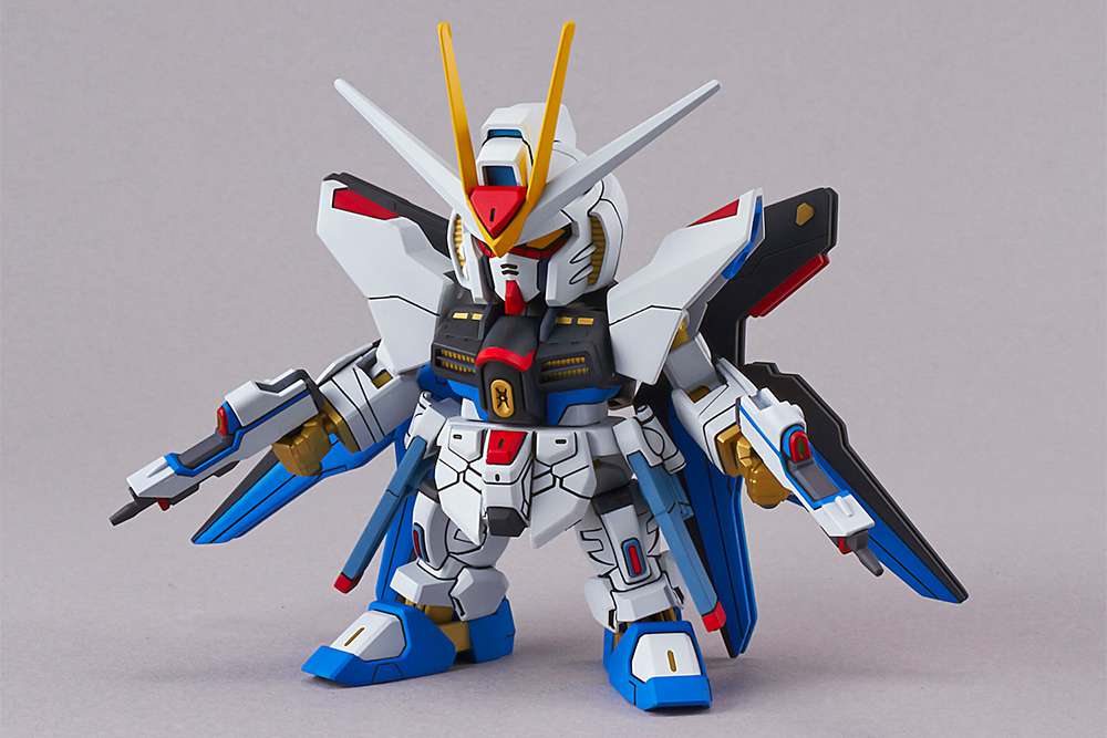 SD Gundam Strike Freedom EX STD 006 Bandai
