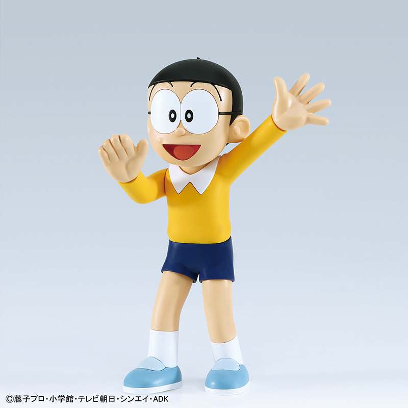 Figure Rise Doraemon time machine Bandai