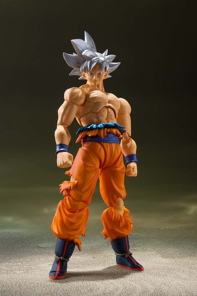Dragonball Super Son Goku Ultra instinct S.H. Figuarts