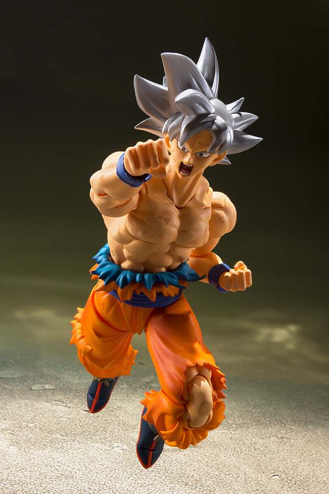 Dragonball Super Son Goku Ultra instinct S.H. Figuarts