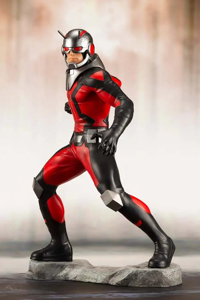 Astonishing Antman & Wasp ARTFX Statue