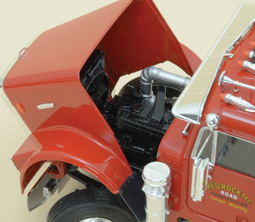 Freightliner Heavy Dumper Truck