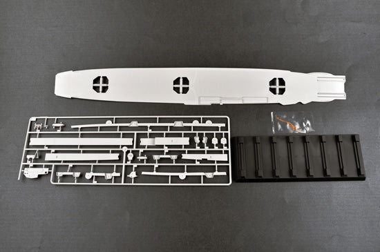 German Navy Aircraft Carrier Peter Strasser Trumpeter