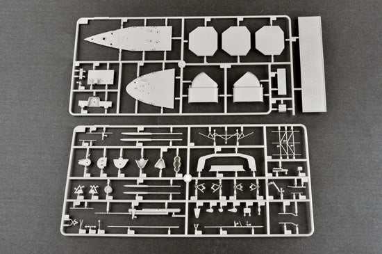German Navy Aircraft Carrier Peter Strasser Trumpeter