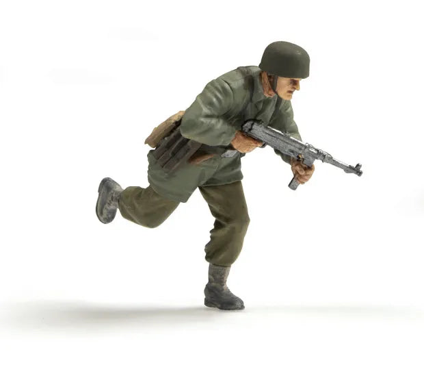 German Paratrooper Figure Set