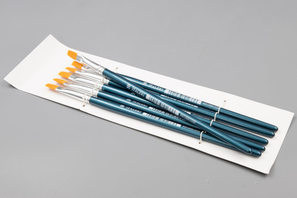 Italeri Size 10 Synthetic Flat Brush