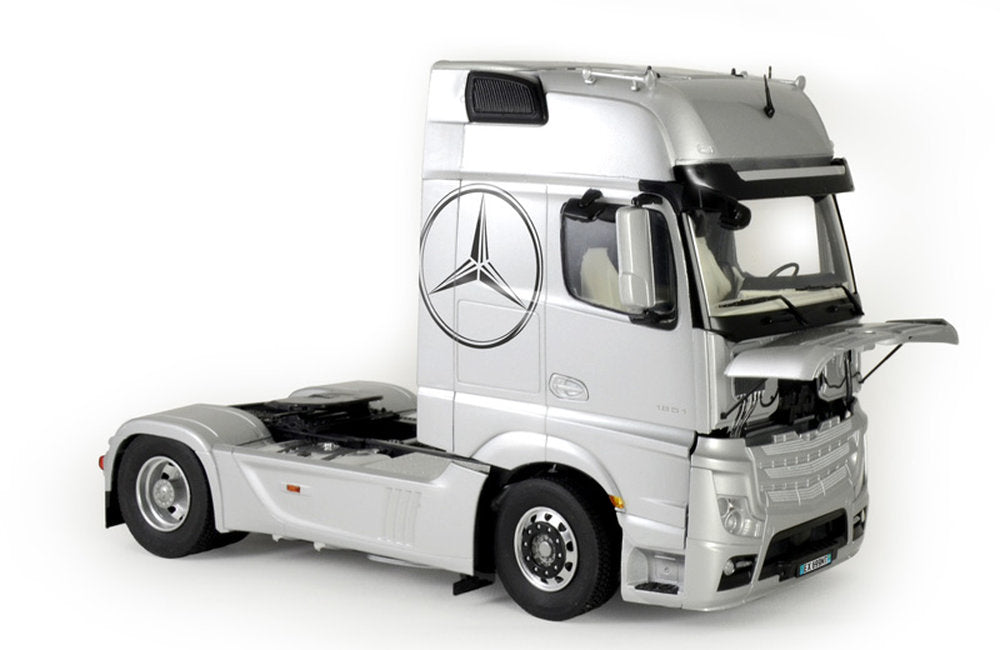 Mercedes Benz Actros MP4 GigaSpace