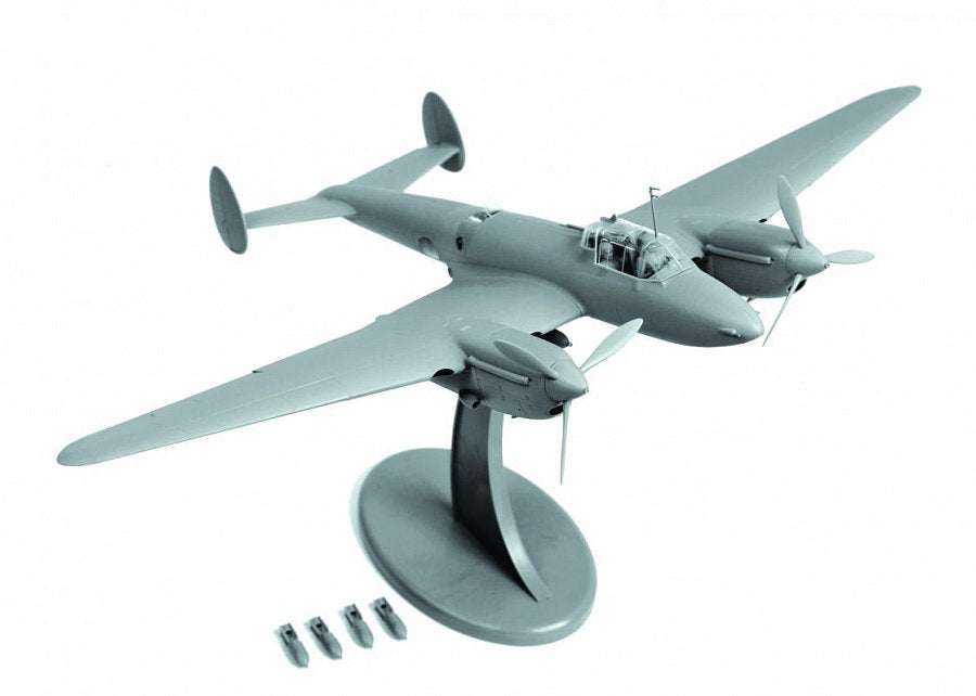 Petlyakov PE-2 Soviet Bomber