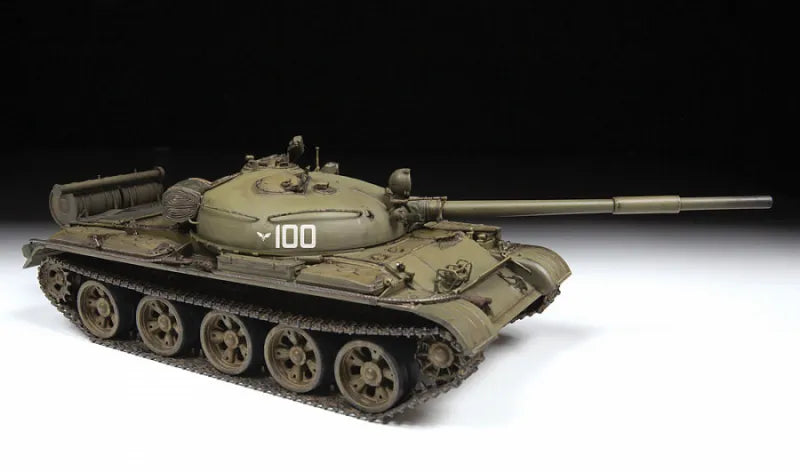 T-62 Soviet Main Battle Tank