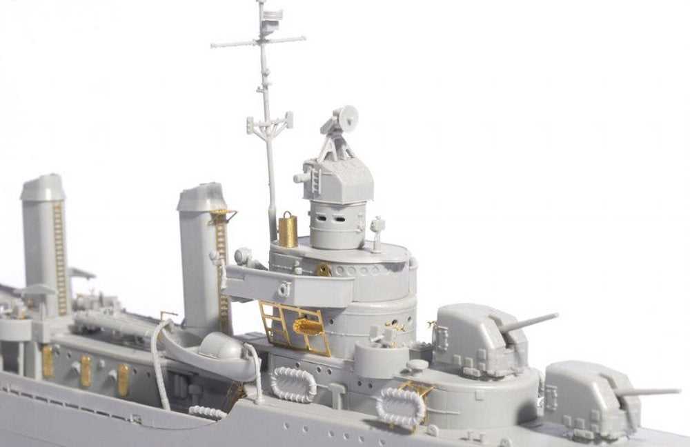 USS Benson class Destroyer Benson DD-421 1945