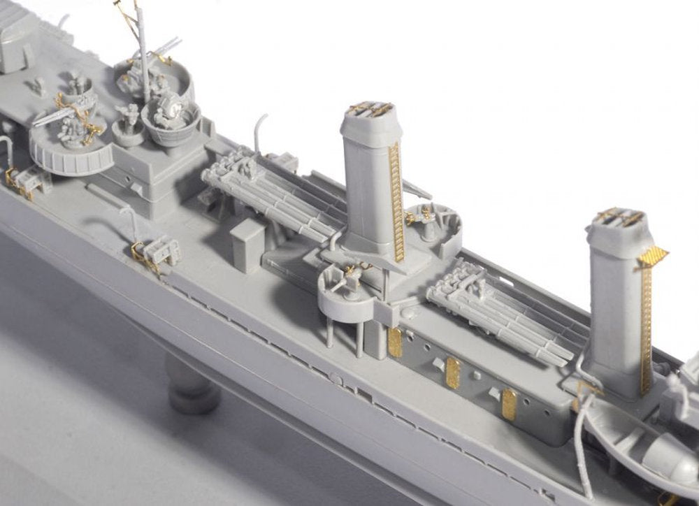 USS Benson class Destroyer Benson DD-421 1945