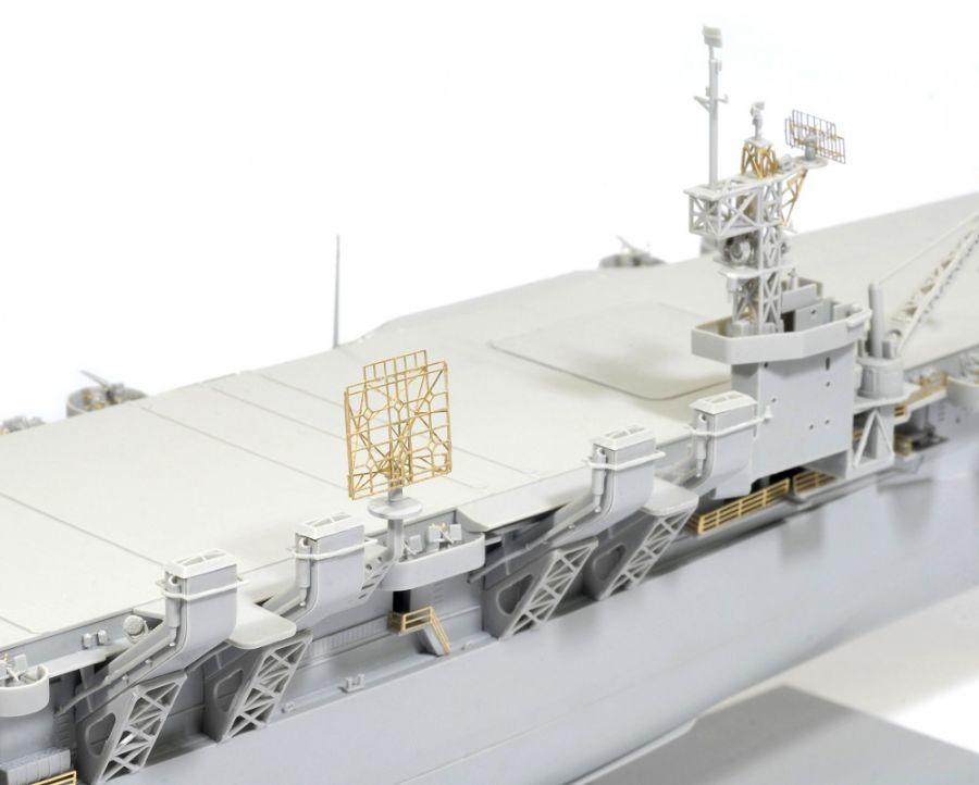 U.S.S. INDEPENDENCE CVL-22 (SMART KIT)