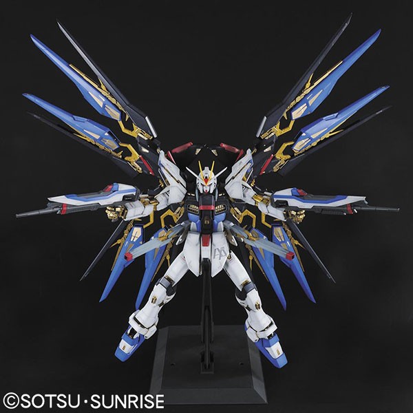 Strike Freedom Gundam PG Bandai