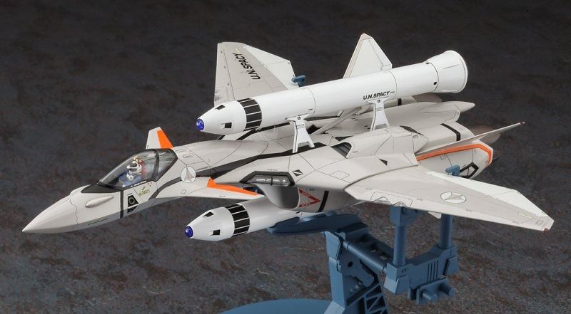 Vf-11B Thunderbolt W/Rocket Booster Macross Plus