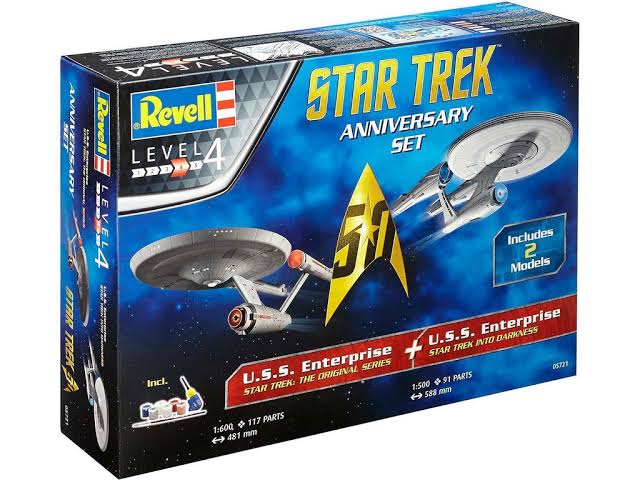 Star Trek Anniversary Set U.S.S. Enterprise (Star Trek: The Original Series) + U.S.S. Enterprise (Star Trek Into Darkness)