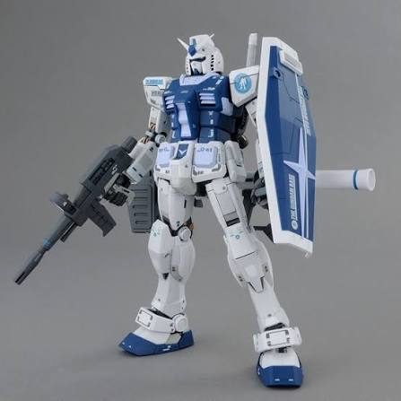 Bandai 1/100 MG RX-78-2 Gundam Ver.3.0 Gundam Base Limited