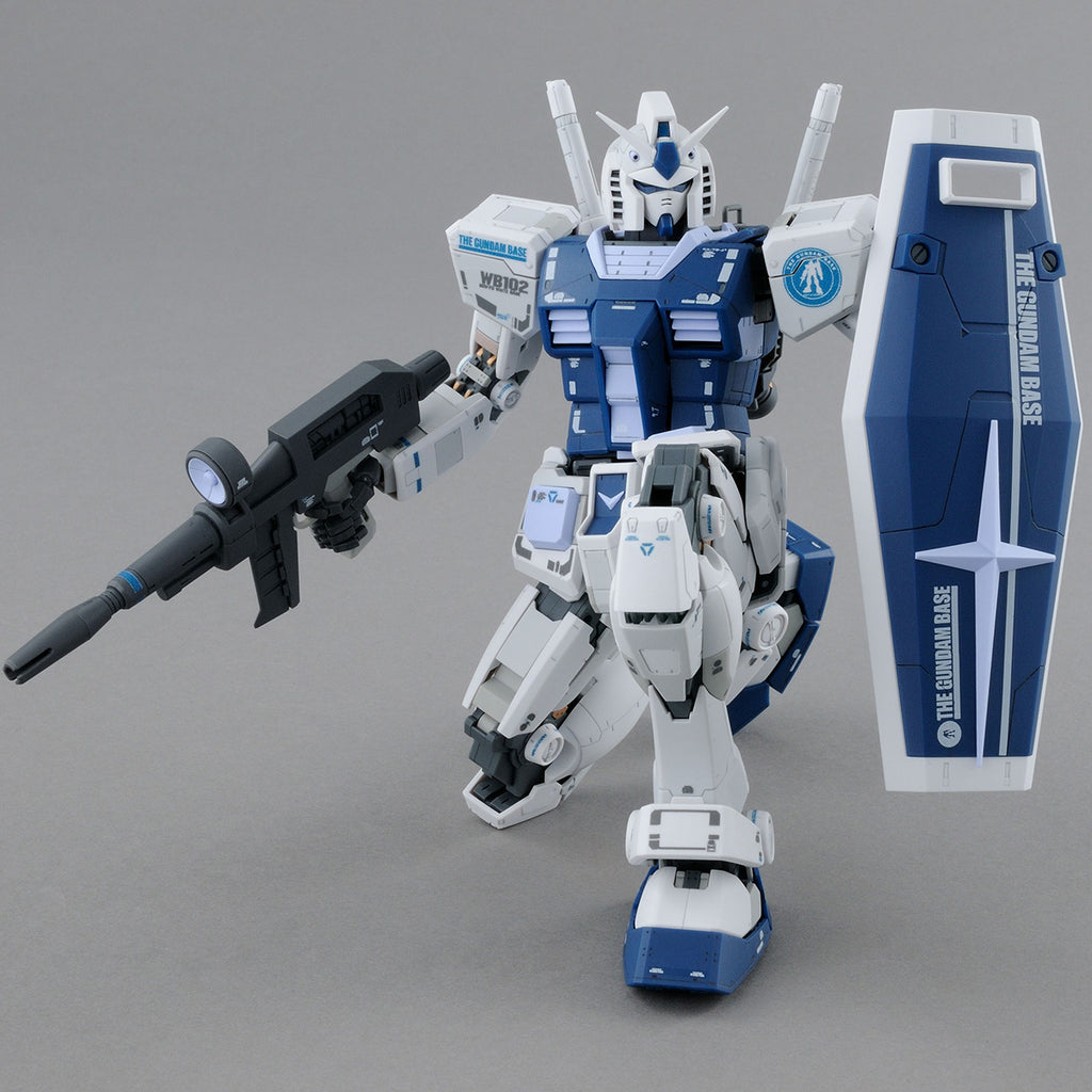 Bandai 1/100 MG RX-78-2 Gundam Ver.3.0 Gundam Base Limited