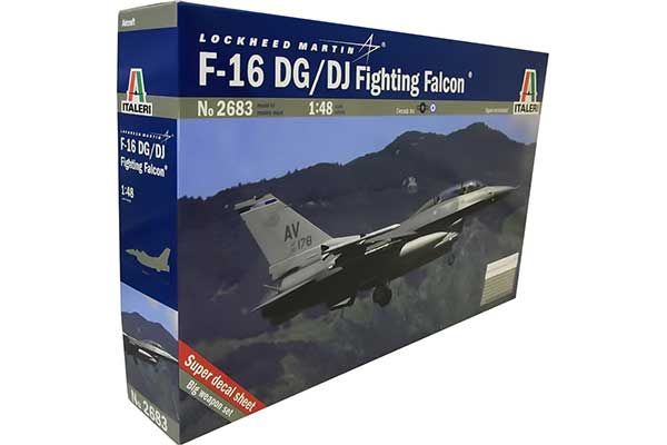 F - 16D Fighting Falcon by Italeri