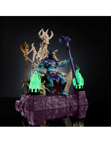 Masters of the Universe: New Eternia Masterverse Action Figure Skeletor & Throne