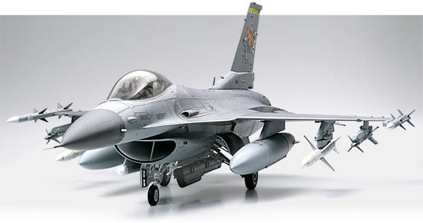 F-16CJ Fighting Falcon Tamiya